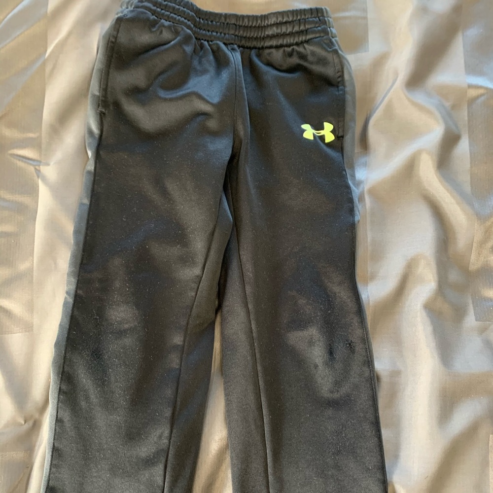 Under Armour boys pants